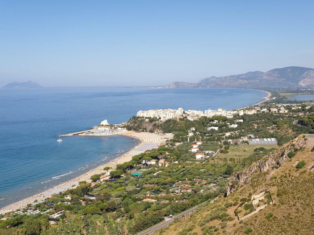 La Villa Fronte Spiaggia Bandiera Blu Sperlonga Extérieur photo